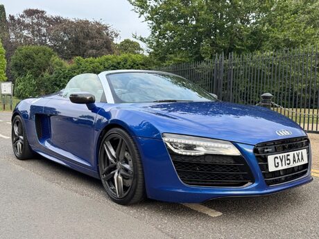 Audi R8 SPYDER V10 QUATTRO