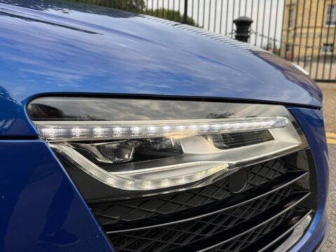 Audi R8 SPYDER V10 QUATTRO 32