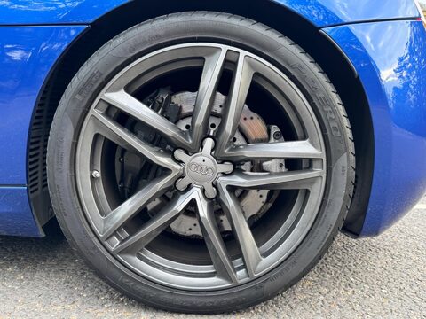 Audi R8 SPYDER V10 QUATTRO 26