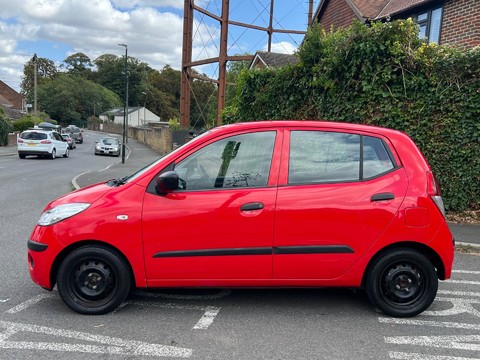 Hyundai i10 CLASSIC 3