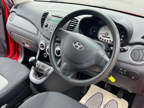 Hyundai i10 CLASSIC 17