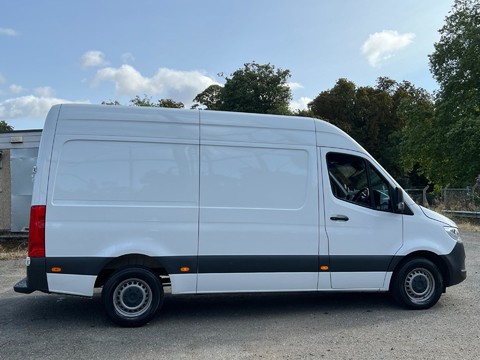 Mercedes-Benz Sprinter 315 CDI PROGRESSIVE 8