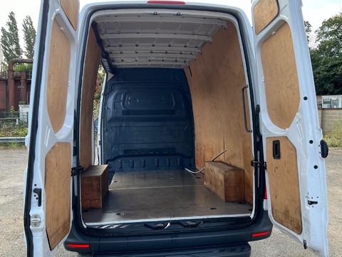 Mercedes-Benz Sprinter 315 CDI PROGRESSIVE 11