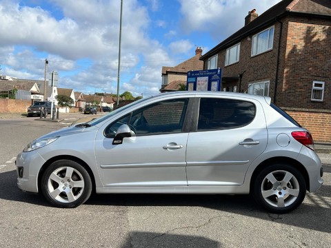 Peugeot 207 SPORT 4