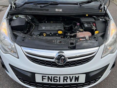 Vauxhall Corsa SE 25