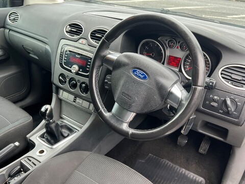 Ford Focus TITANIUM 14