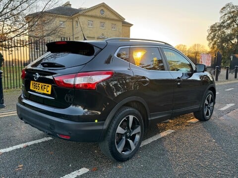 Nissan Qashqai N-TEC PLUS DIG-T 7