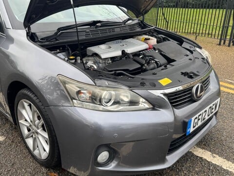 Lexus CT 200H SE-L 31