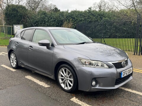 Lexus CT 200H SE-L 1