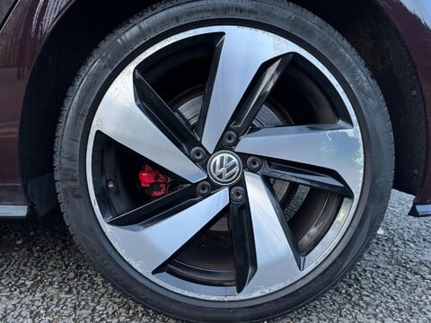 Volkswagen Golf GTI TSI 12