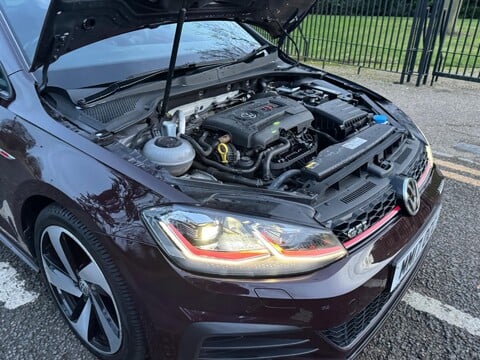 Volkswagen Golf GTI TSI 30