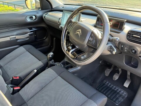 Citroen C4 Cactus PURETECH FLAIR 22