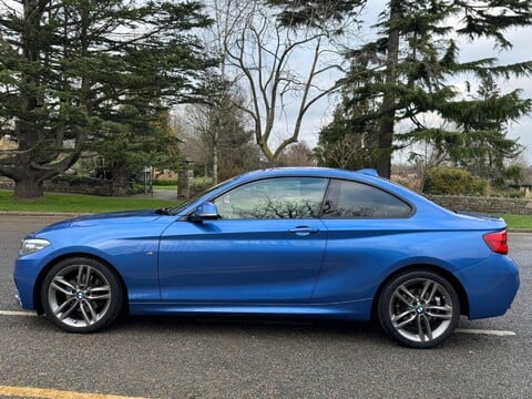 BMW 2 Series 220D M SPORT 4