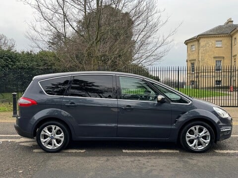 Ford S-Max TITANIUM TDCI 8