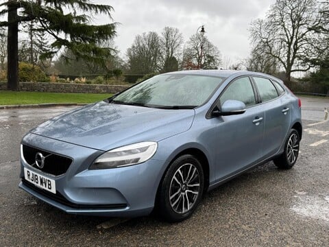 Volvo V40 T2 MOMENTUM NAV PLUS 3