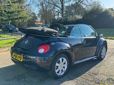 Volkswagen Beetle CABRIOLET 8V TIPTRONIC 7