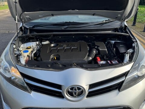 Toyota Verso VALVEMATIC ICON 32