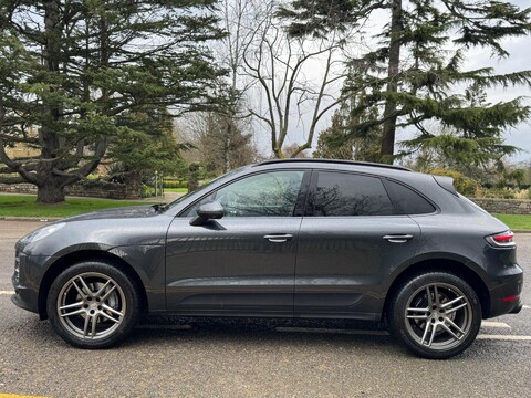 Porsche Macan PDK 3