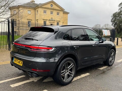 Porsche Macan PDK 7