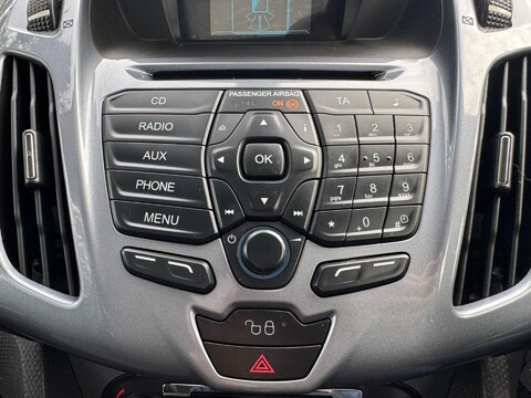 Ford Tourneo Connect 1.6 EcoBoost Titanium Auto Euro 5 5dr 30
