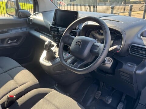 Citroen Berlingo 950 ENTERPRISE XL BLUEHDI 18