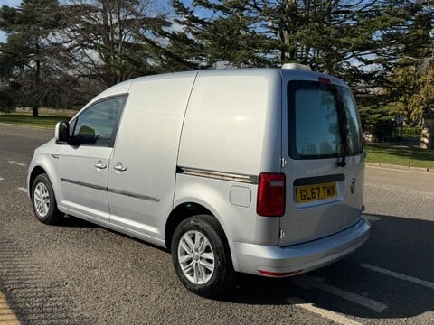 Volkswagen Caddy C20 TDI HIGHLINE 5