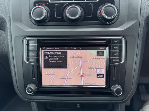 Volkswagen Caddy C20 TDI HIGHLINE 31