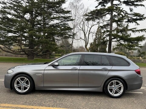 BMW 5 Series 520D M SPORT TOURING 4