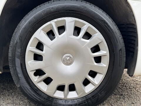 Vauxhall Combo L1H1 2300 SPORTIVE S/S 9