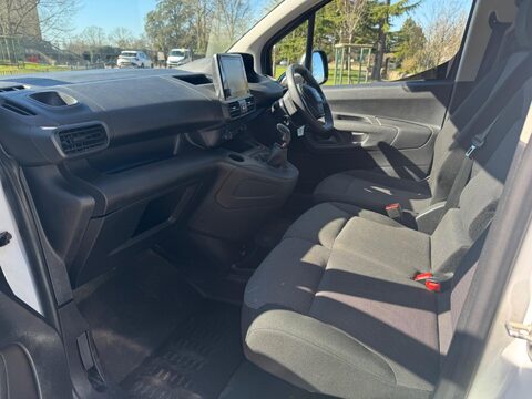 Peugeot Partner BLUEHDI PROFESSIONAL L1 16
