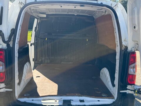 Peugeot Partner BLUEHDI PROFESSIONAL L1 14