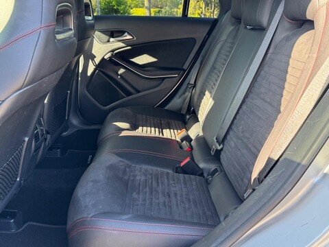 Mercedes-Benz CLA Class CLA 220 D AMG LINE 18