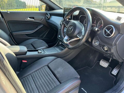 Mercedes-Benz CLA Class CLA 220 D AMG LINE 20