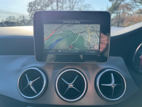 Mercedes-Benz CLA Class CLA 220 D AMG LINE 35