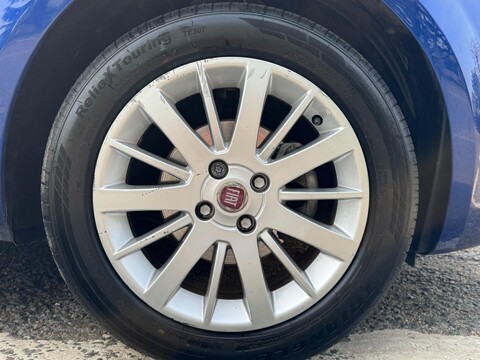 Fiat Grande Punto ELEGANZA 9
