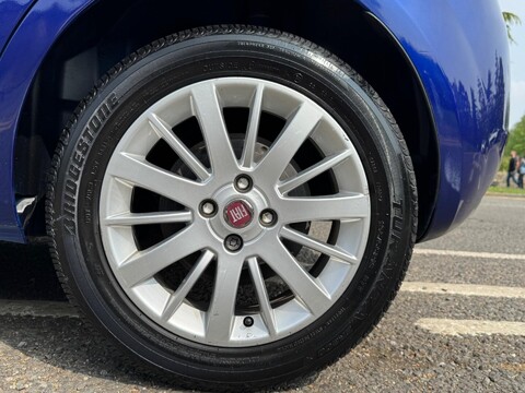 Fiat Grande Punto ELEGANZA 11