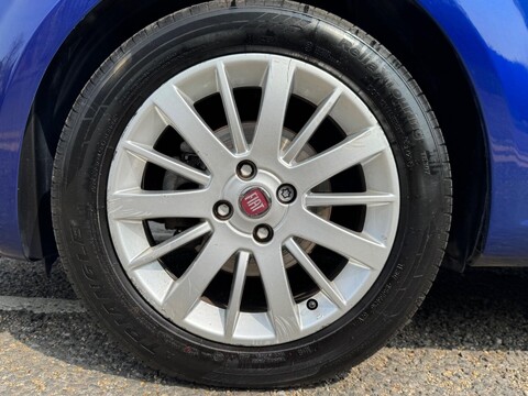Fiat Grande Punto ELEGANZA 12