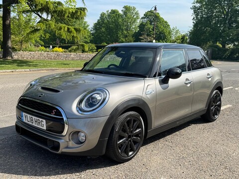 Mini Hatch COOPER S 3