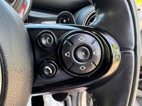Mini Hatch COOPER S 29