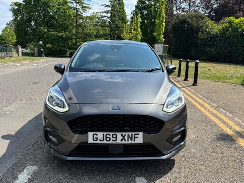 Ford Fiesta ST-LINE 2
