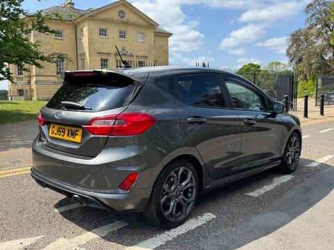 Ford Fiesta ST-LINE 7