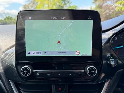Ford Fiesta ST-LINE 18