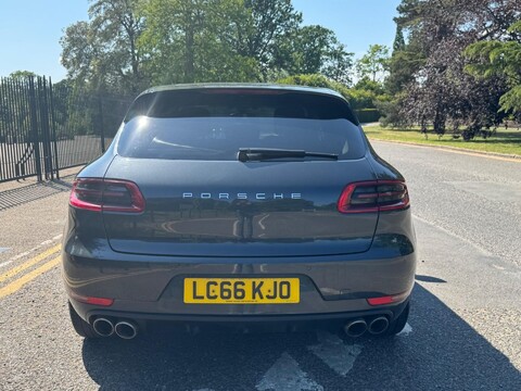 Porsche Macan D S PDK 6