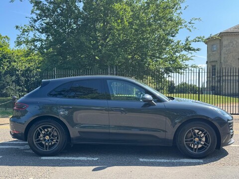 Porsche Macan D S PDK 8
