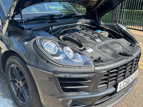 Porsche Macan D S PDK 41