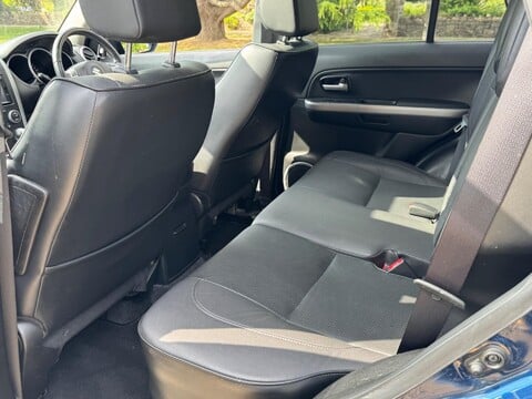 Suzuki Grand Vitara SZ5 16