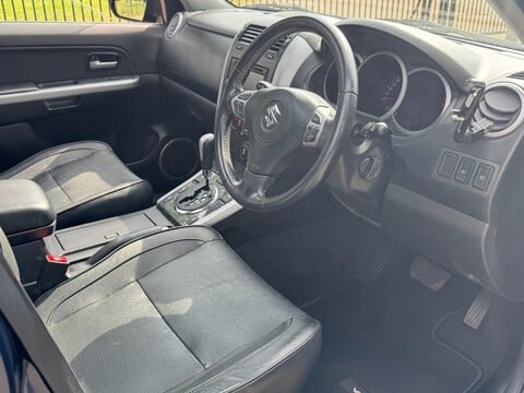 Suzuki Grand Vitara SZ5 22