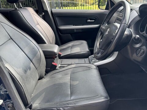 Suzuki Grand Vitara SZ5 23