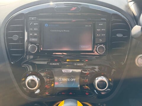Nissan Juke TEKNA XTRONIC 23