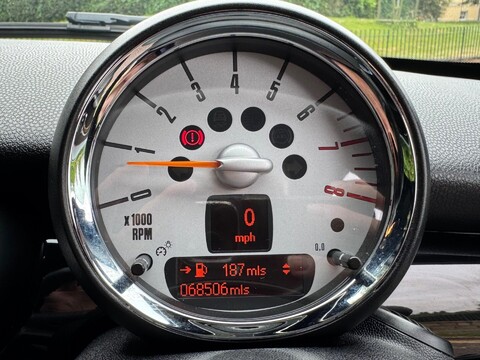 Mini Coupe COOPER 18